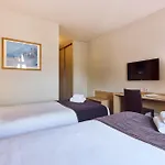 Saint Laurent 3* Nogent-sur-Seine