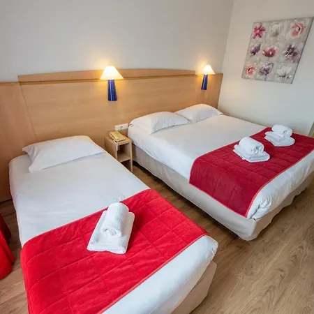 Saint Laurent Szálloda 3*