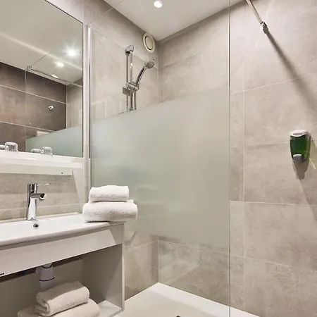 Saint Laurent 3* Nogent-sur-Seine