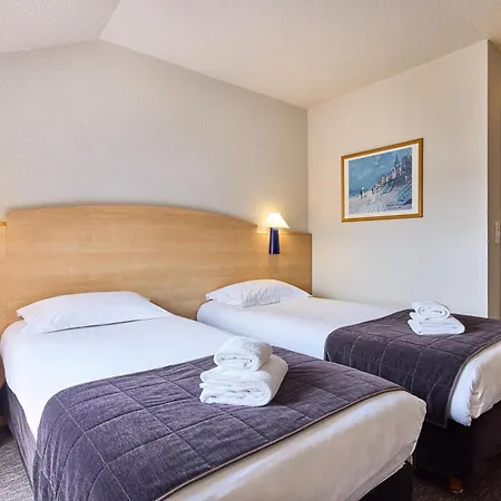 Saint Laurent Hotel 3*