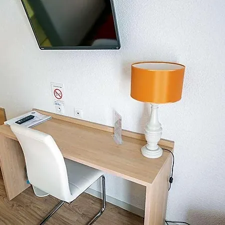 Otel Saint Laurent 3*