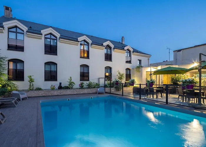 Hotel Saint Laurent 3*